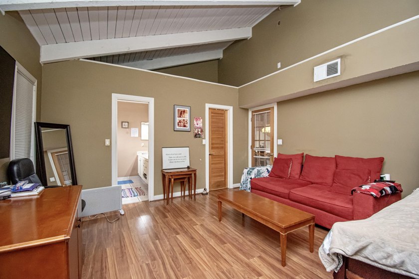 Nestled in the desirable Amberwoods community, this 3br, 2ba - photo 25