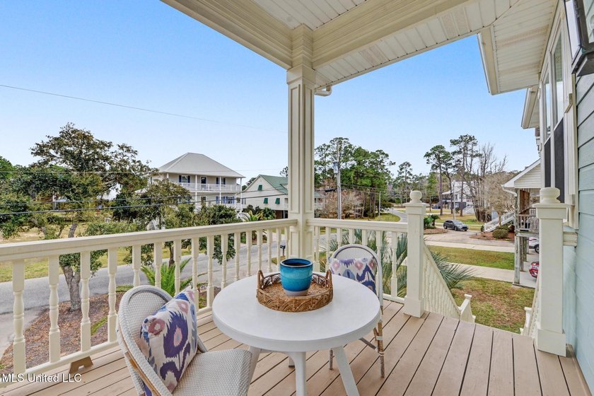 Welcome to this meticulously reimagined waterfront retreat in - photo 8