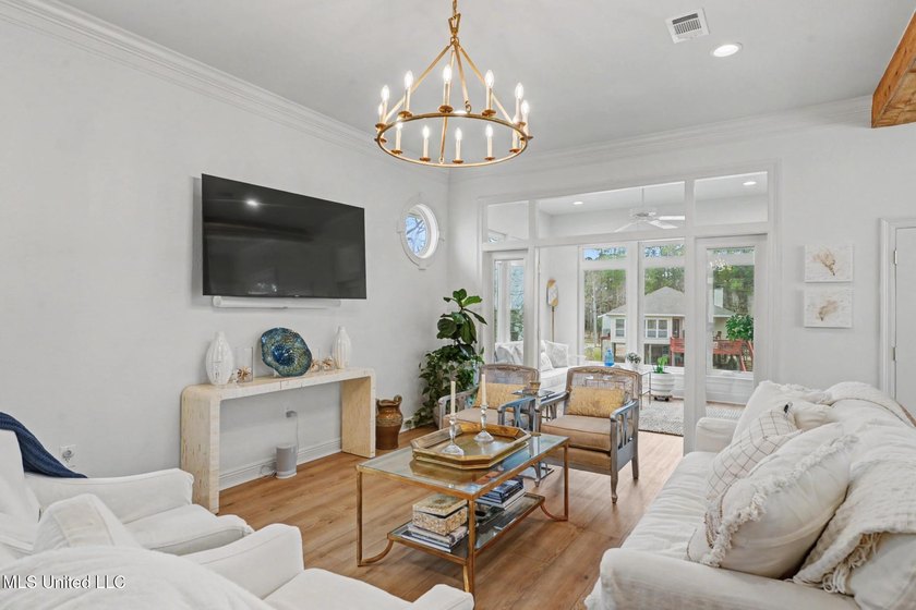 Welcome to this meticulously reimagined waterfront retreat in - photo 10
