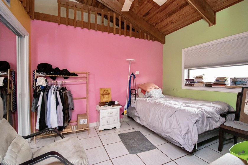 Nestled in the desirable Amberwoods community, this 3br, 2ba - photo 33