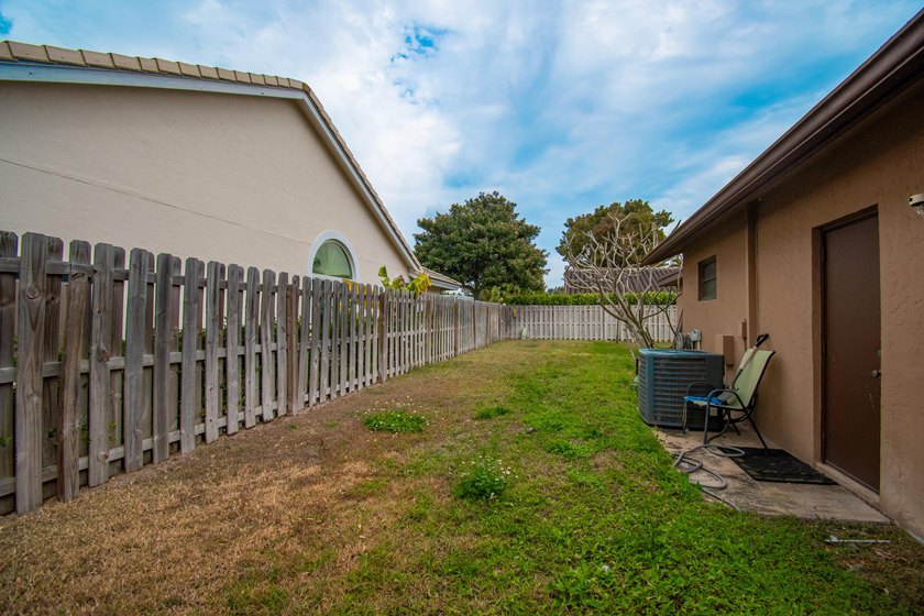 Nestled in the desirable Amberwoods community, this 3br, 2ba - photo 39