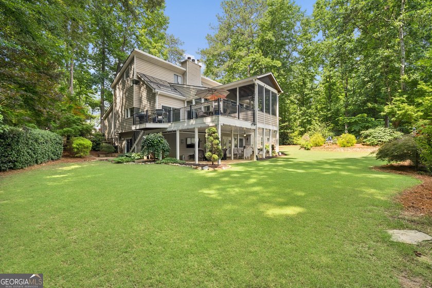 WOW! Welcome home to this fabulous updated 6 bed, 3.5 bath - photo 50