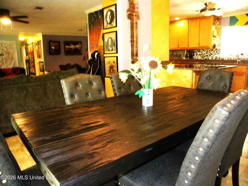 If you're looking for a home in the highly sought-after Bayou - photo 11