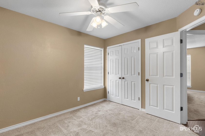Beautifully updated 4-bedroom, 2-bath home offering space, style - photo 20