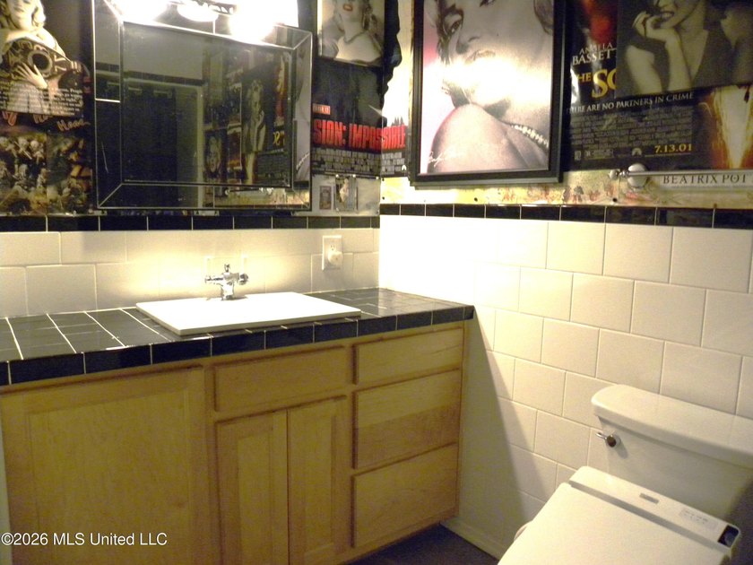 If you're looking for a home in the highly sought-after Bayou - photo 21