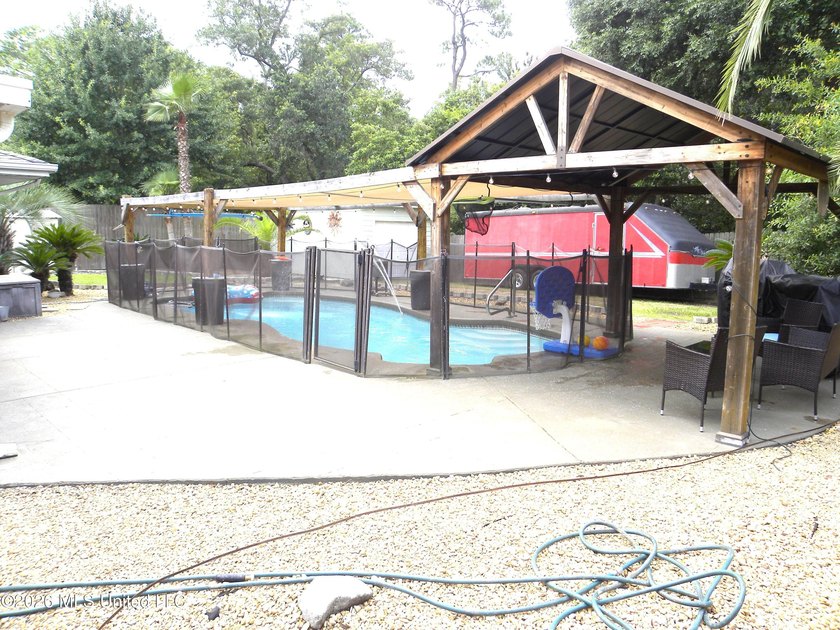 If you're looking for a home in the highly sought-after Bayou - photo 33