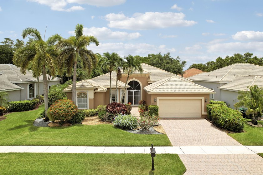 Welcome to this Beautifully maintained Perugia Model with nearly - photo 3
