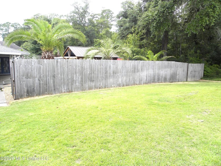 If you're looking for a home in the highly sought-after Bayou - photo 49