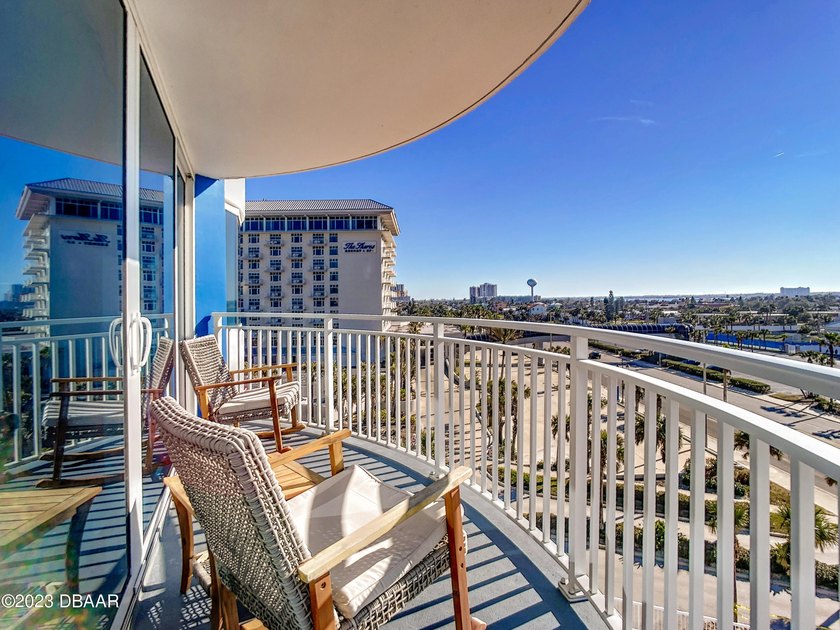 NEWLY REMODELED BUILDING DIRECTLY ON THE OCEAN. THIS UNIT HAS - photo 29