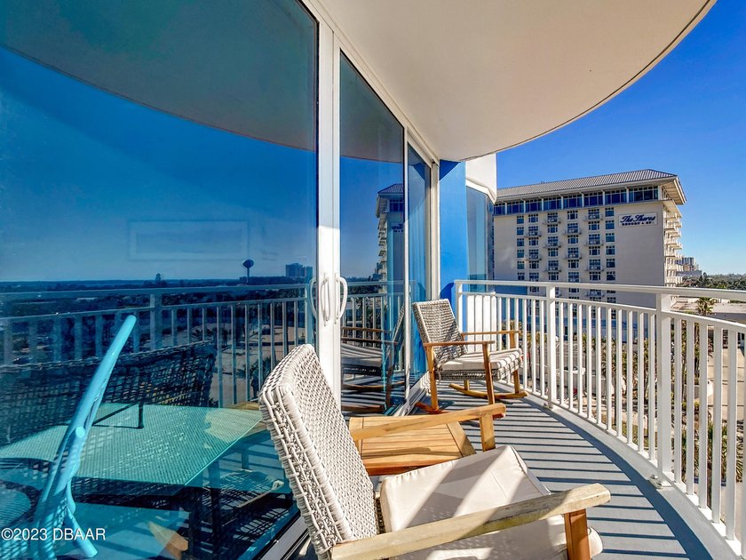 NEWLY REMODELED BUILDING DIRECTLY ON THE OCEAN. THIS UNIT HAS - photo 31