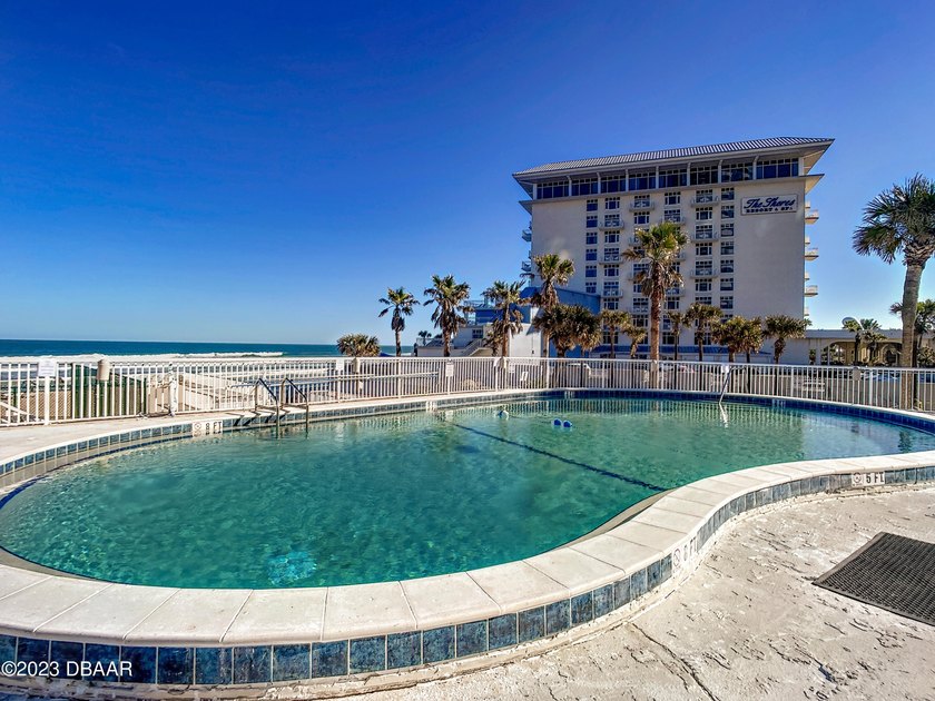 NEWLY REMODELED BUILDING DIRECTLY ON THE OCEAN. THIS UNIT HAS - photo 48