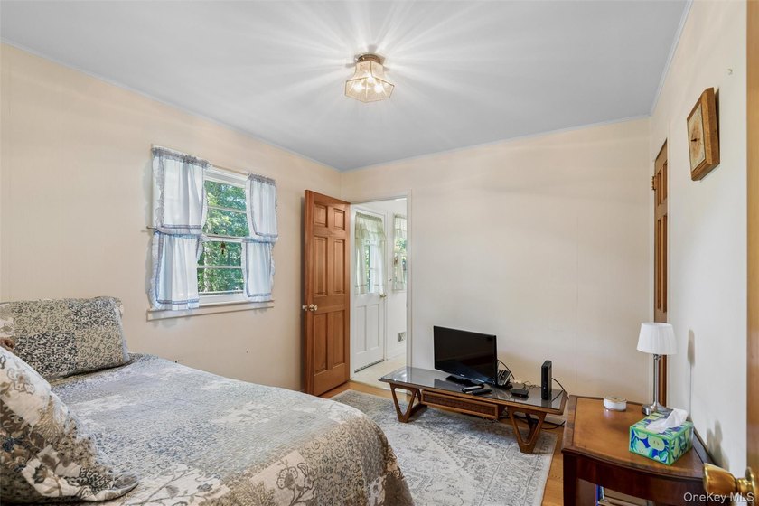 Charming ranch on half acre in Harborfields school district. 3 - photo 16