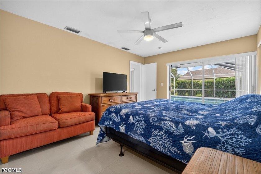 Welcome to this beautifully updated POOL HOME in the heart of SE - photo 22
