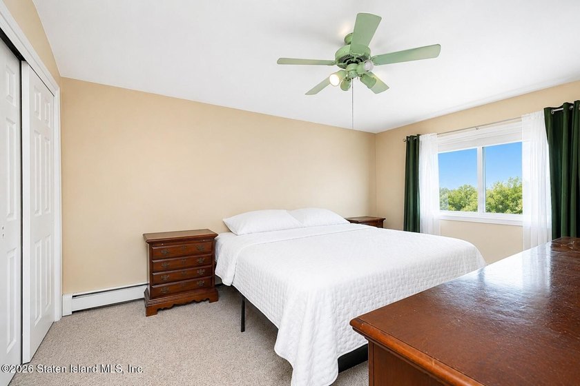 This must-see home is located in the desirable Rossville - photo 24