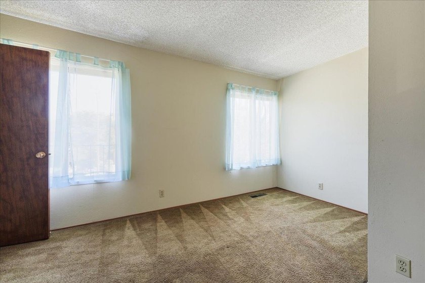 This 4-bedroom, 2.5-bath home offers 2,124 sq. ft. of living - photo 22