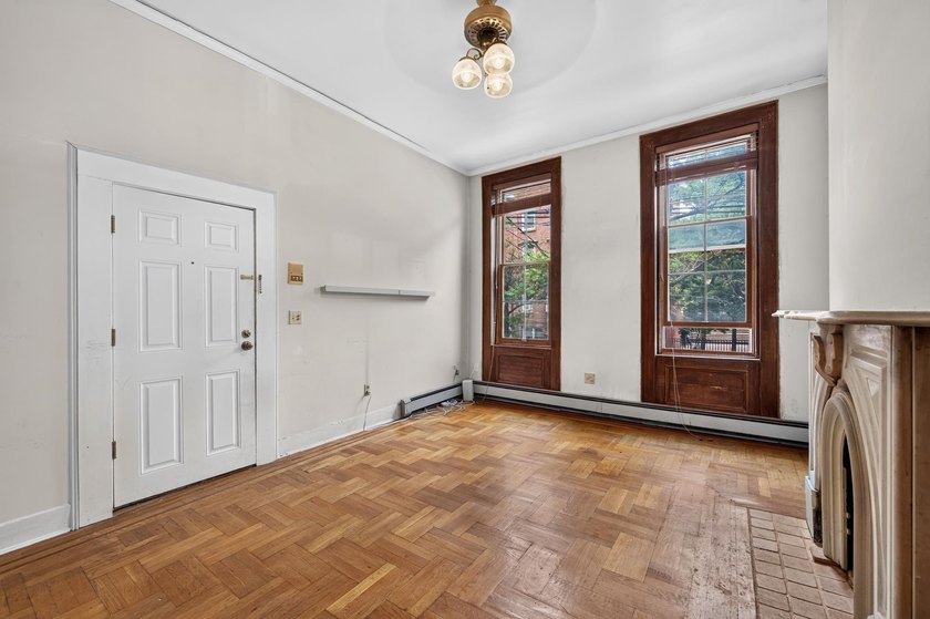 Welcome to 77 Garden Street, Unit 2 - a charming 1-bedroom - photo 14