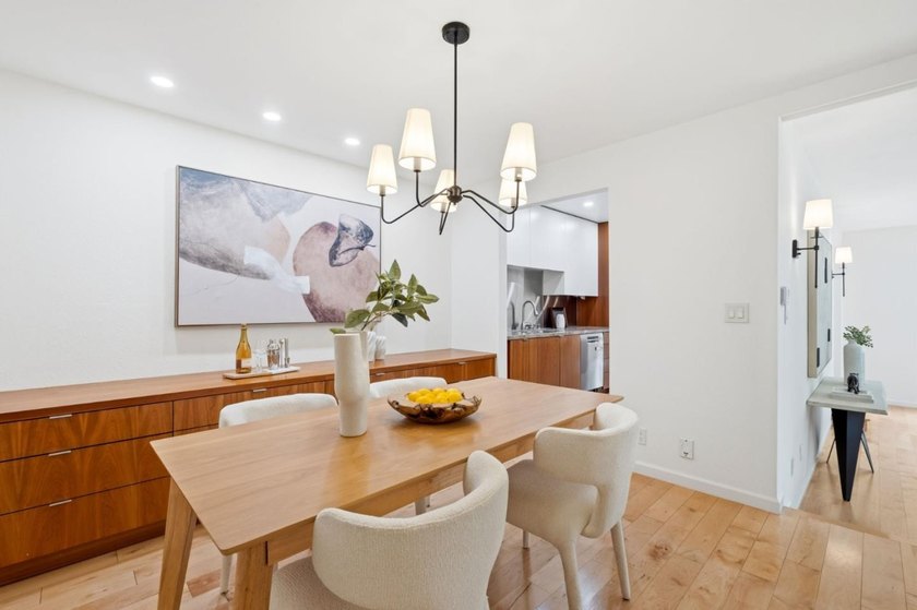 Ideally located in the Sharon Heights area of Menlo Park, this - photo 11