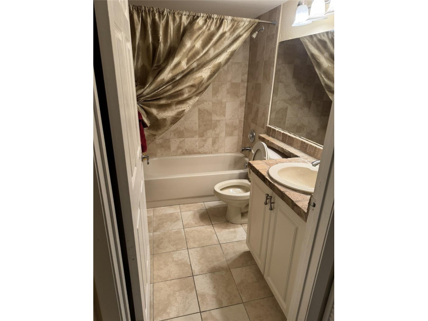 REDUCED TO SELL!! **OWNER SAYS *BRING ME AN OFFER*!!*UP TO $80 - photo 12