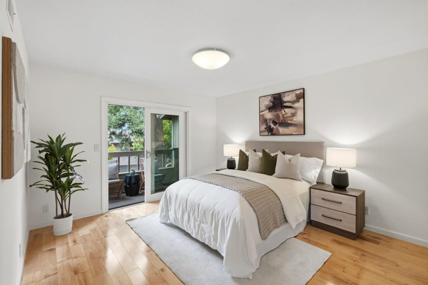 Ideally located in the Sharon Heights area of Menlo Park, this - photo 13