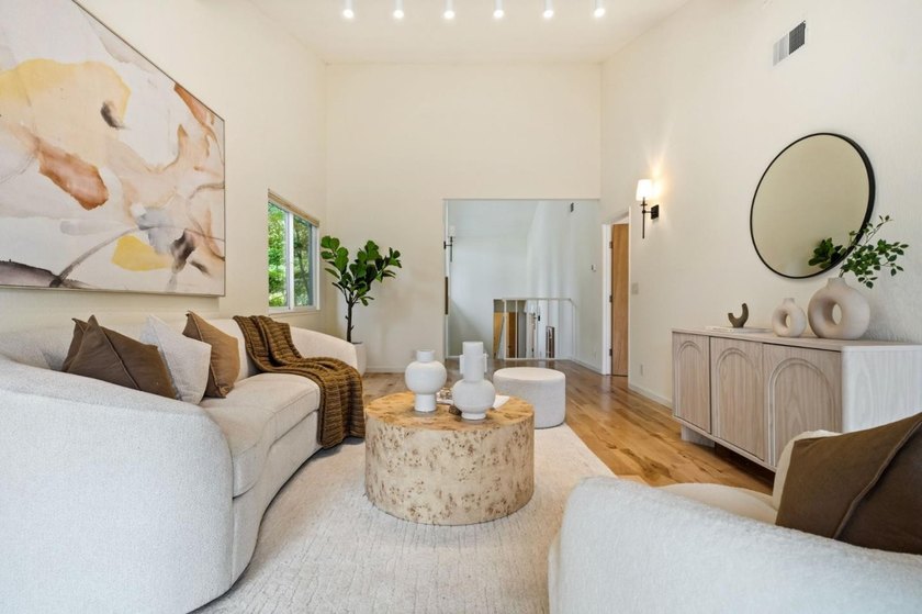 Ideally located in the Sharon Heights area of Menlo Park, this - photo 20