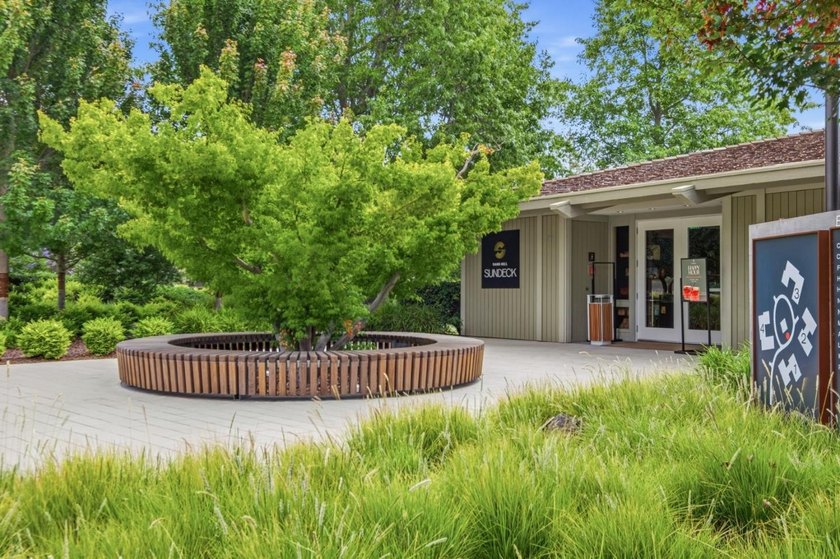 Ideally located in the Sharon Heights area of Menlo Park, this - photo 40