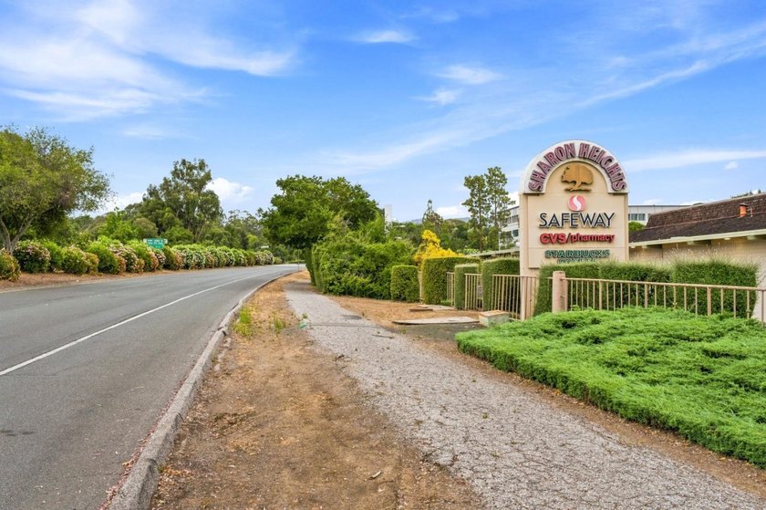 Ideally located in the Sharon Heights area of Menlo Park, this - photo 43