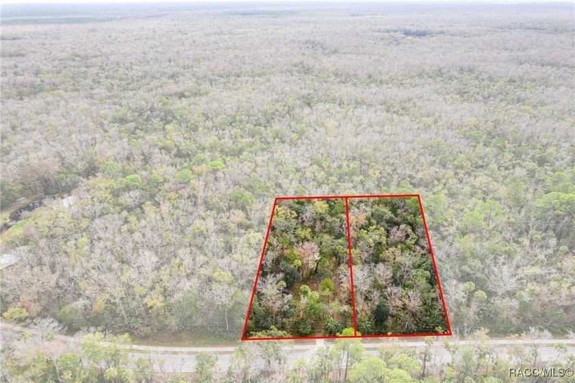 Discover the perfect setting for your new home in the charming - photo 2