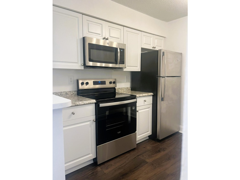 Located in a highly desirable community, this bright and - photo 7