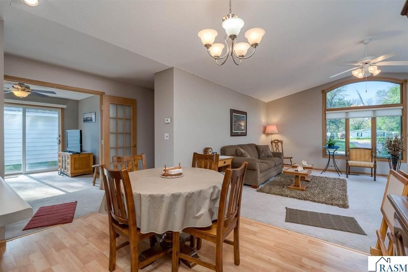 2320 Hoffman Path - photo 9