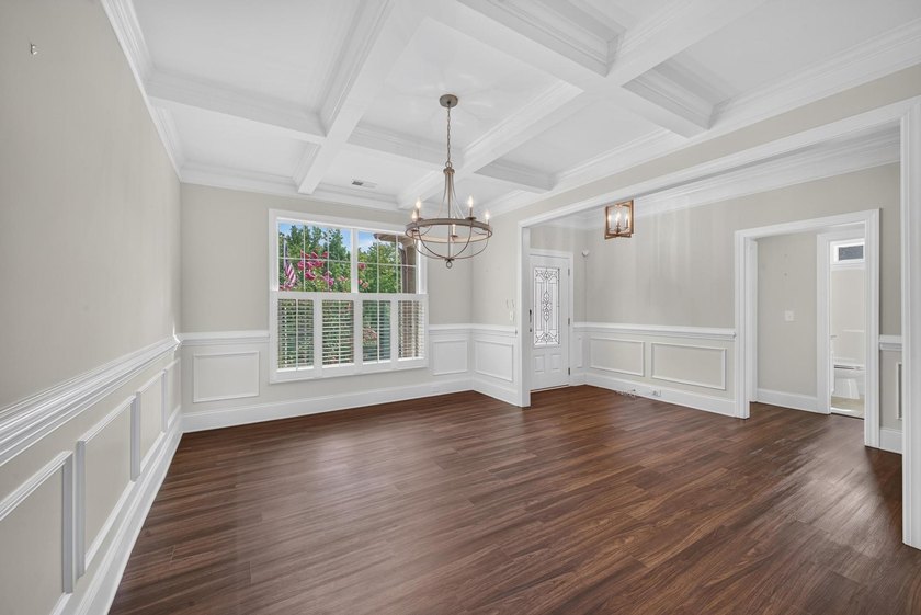 Situated on a generously sized golf course lot in Mount Vintage - photo 34