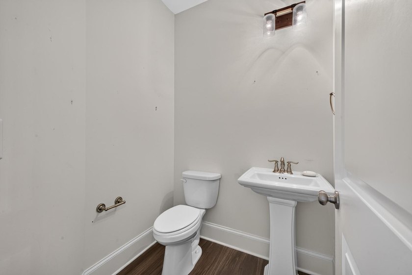 Situated on a generously sized golf course lot in Mount Vintage - photo 36