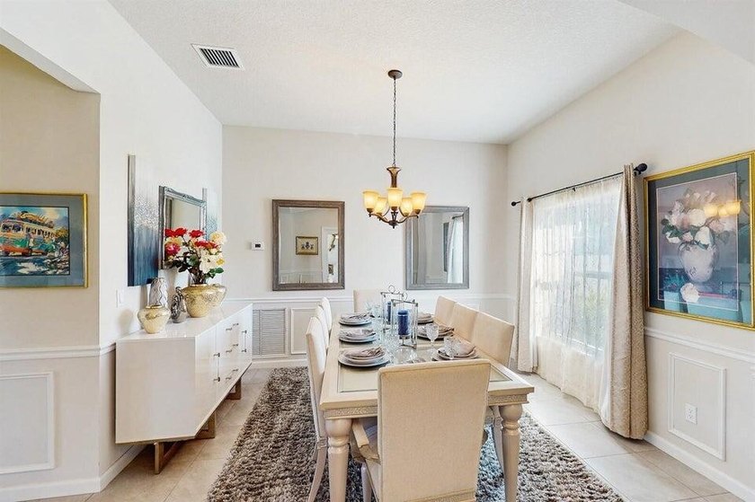 Charming 4-Bedroom Home with Spacious Yard and Modern Amenities - photo 8
