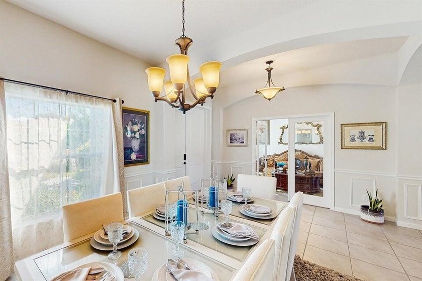 Charming 4-Bedroom Home with Spacious Yard and Modern Amenities - photo 10
