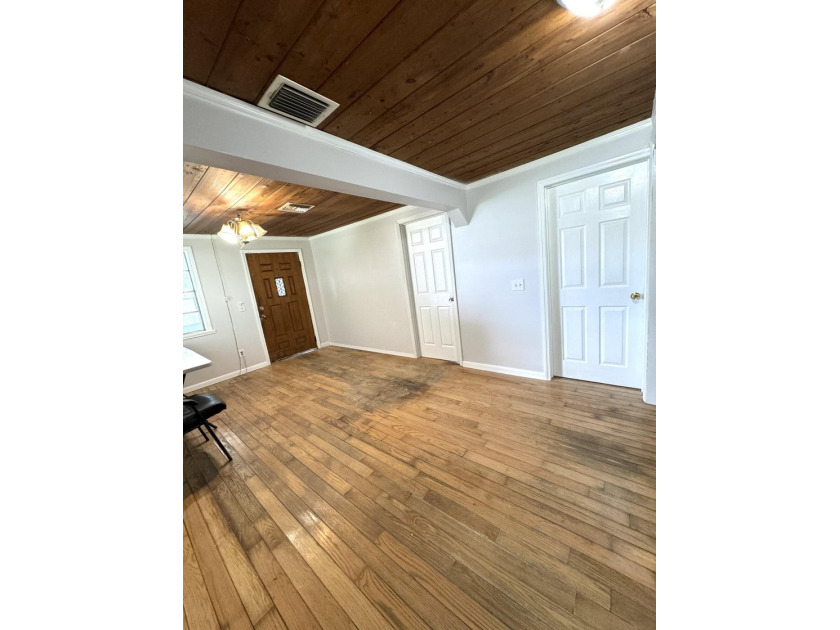 1901 S 34th St - photo 5
