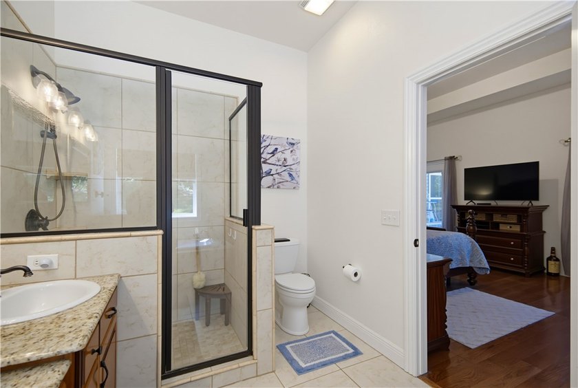 Quality craftsmanship meets peaceful country living on 10 - photo 20