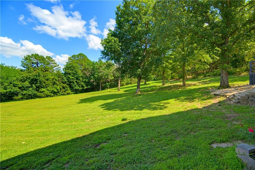 Quality craftsmanship meets peaceful country living on 10 - photo 31