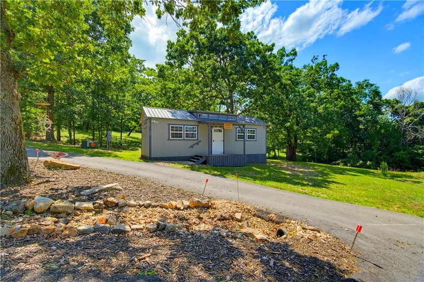Quality craftsmanship meets peaceful country living on 10 - photo 33