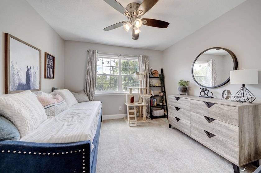 Welcome to 545 Palermo! This charming 3-bedroom, 2.5-bath - photo 24