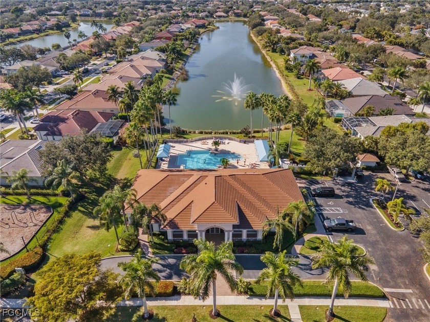Welcome to your dream home in Naples! This stunning single - photo 50