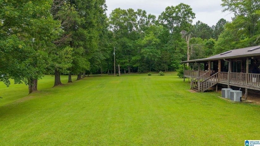 Escape to the perfect blend of rustic charm, waterfront beauty - photo 21