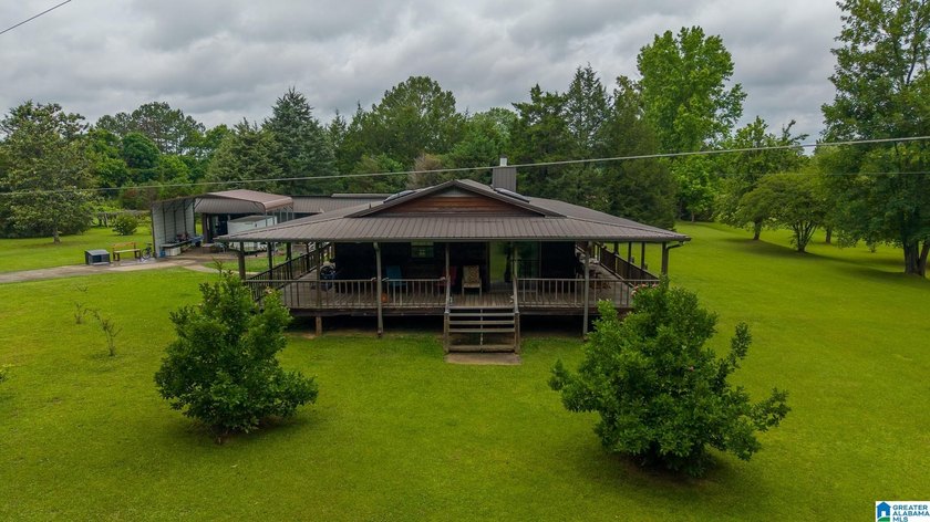 Escape to the perfect blend of rustic charm, waterfront beauty - photo 36