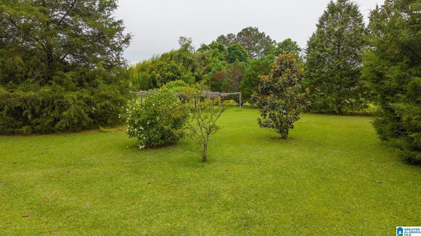 Escape to the perfect blend of rustic charm, waterfront beauty - photo 46