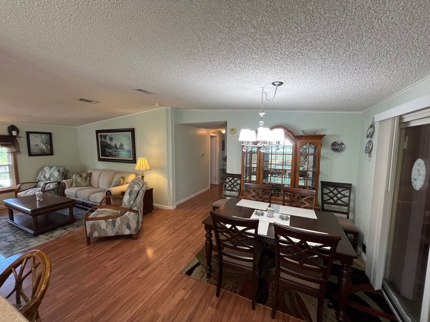 Welcome to this beautiful two-bedroom, two-bath fully furnished - photo 7