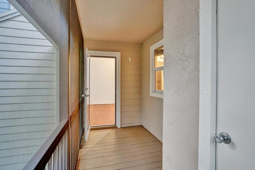 Spacious two bedroom two full bath condo in Boynton Landings - photo 12