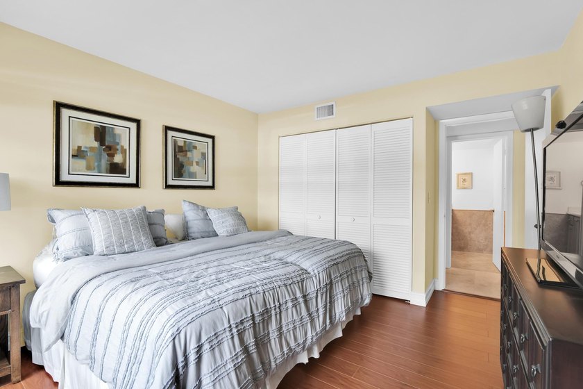 Rarely available. Expanded remodeled ground floor garden - photo 19