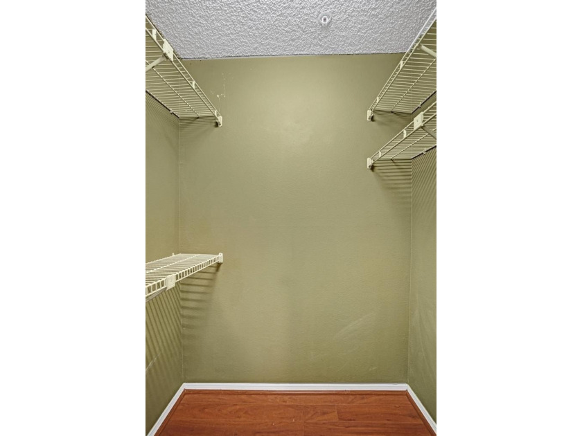 Spacious two bedroom two full bath condo in Boynton Landings - photo 26