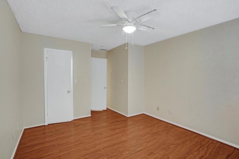 Spacious two bedroom two full bath condo in Boynton Landings - photo 29