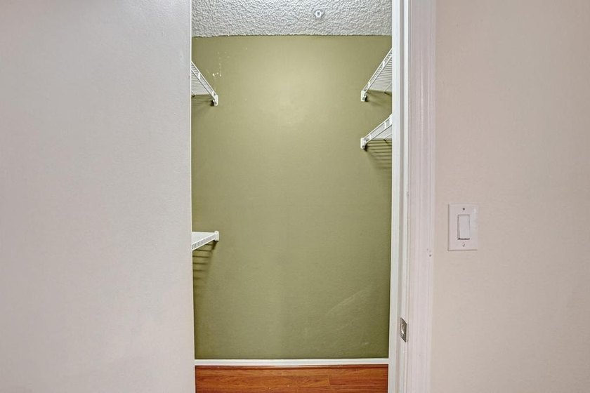 Spacious two bedroom two full bath condo in Boynton Landings - photo 31