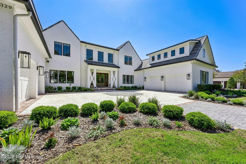This Hampton's Inspired dream home from Architectural Classic - photo 4