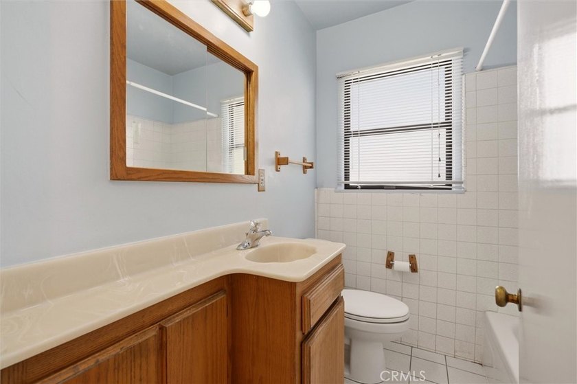 A rare opportunity to create your dream home. This thoughtfully - photo 21